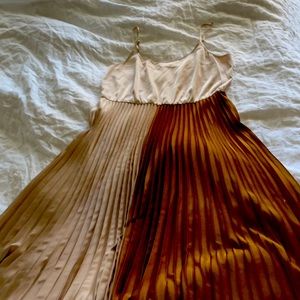 Absolutely gorgeous all saints dress. Size large. Two toned. Allsaints.